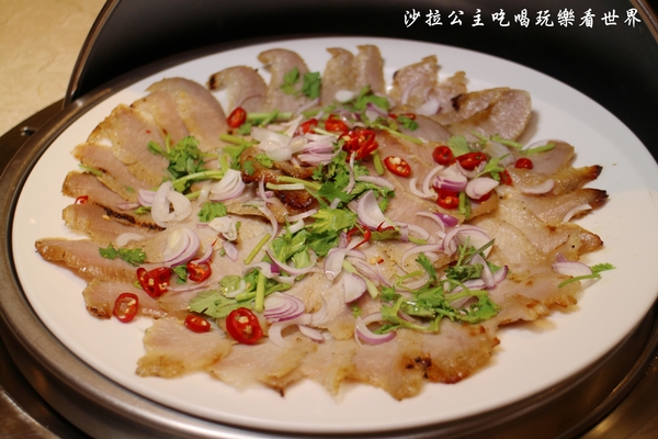 神旺大飯店-伯品廊新概念歐法料理:東區吃到飽Buffet『神旺大飯店-伯品廊』普諾麵包坊/仙貝舒芙蕾雪糕捲/捷運忠孝敦化站