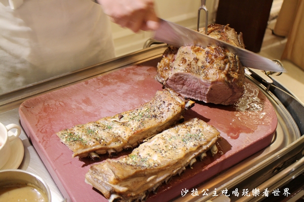 神旺大飯店-伯品廊新概念歐法料理:東區吃到飽Buffet『神旺大飯店-伯品廊』普諾麵包坊/仙貝舒芙蕾雪糕捲/捷運忠孝敦化站