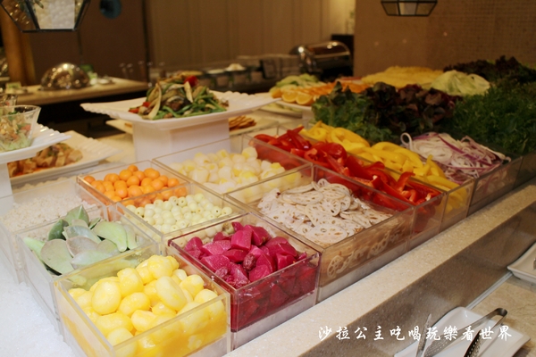 神旺大飯店-伯品廊新概念歐法料理:東區吃到飽Buffet『神旺大飯店-伯品廊』普諾麵包坊/仙貝舒芙蕾雪糕捲/捷運忠孝敦化站