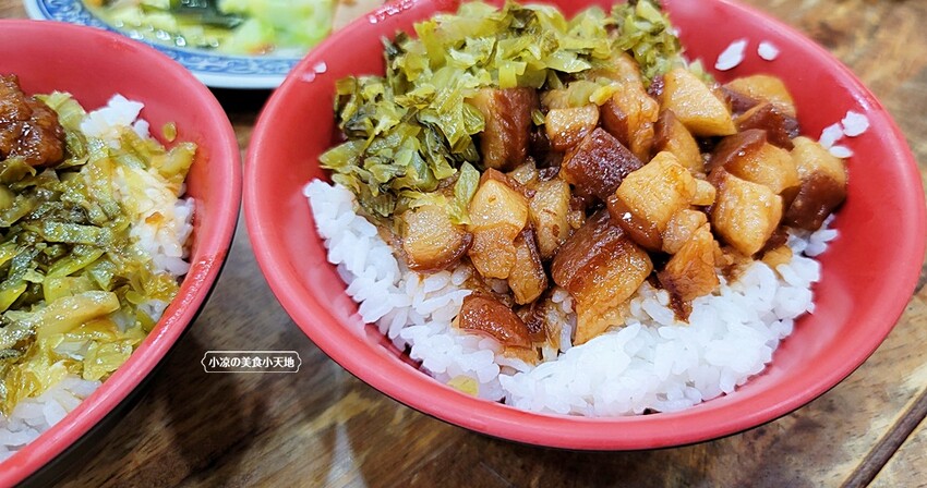 台中興大美食║傳統中式料理小吃中場無休息，只賣排骨飯、滷肉飯、爌肉飯！！