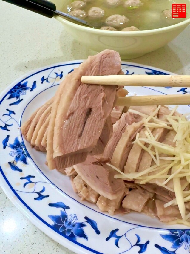 嘉義縣民雄鄉嘉義民雄美食/民雄鵝肉推薦-正宗民雄鵝肉亭 民雄車站美食~破萬則Google好評共4.1顆星