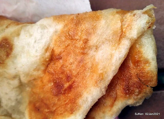 Taiwan traditional light dishes , Scallion pancakes,「金山黃蔥油餅」，Hsinpei, North Taiwan, Jan 2, 2021