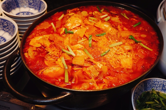 【台北中正區】喜來登十二廚，帶味蕾走一趟韓國美食之旅。9月限定韓國美食吃到飽！