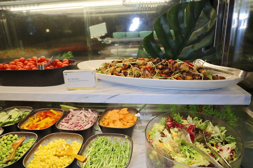 善導寺站吃到飽！台北喜來登十二廚海鮮季，松葉蟹雪蟹吃到飽超澎湃