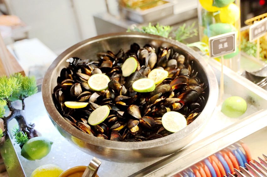 善導寺站吃到飽！台北喜來登十二廚海鮮季，松葉蟹雪蟹吃到飽超澎湃