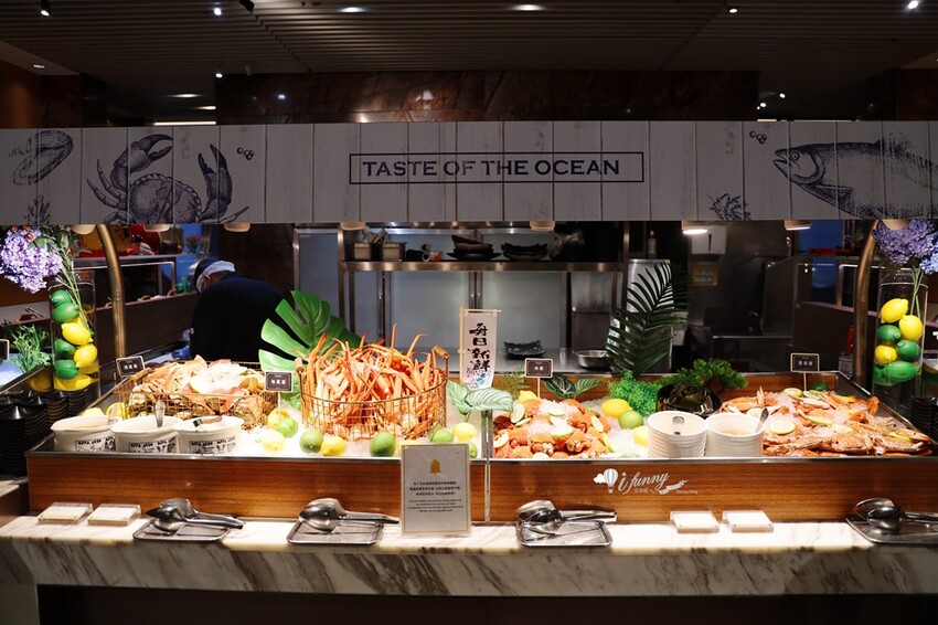 善導寺站吃到飽！台北喜來登十二廚海鮮季，松葉蟹雪蟹吃到飽超澎湃