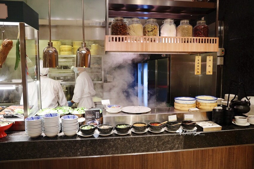 善導寺站吃到飽！台北喜來登十二廚海鮮季，松葉蟹雪蟹吃到飽超澎湃