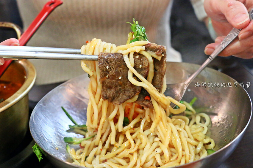 韓堂-韓國小吃|汐止韓式料理推薦,石鍋拌飯、豆腐泡菜鍋、辣炒花枝,菜單價位、Uber Eats