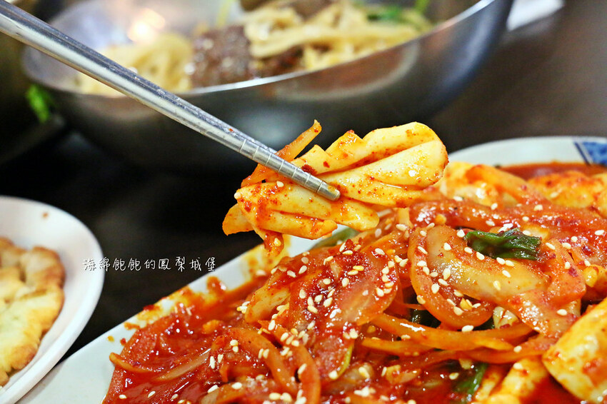 韓堂-韓國小吃|汐止韓式料理推薦,石鍋拌飯、豆腐泡菜鍋、辣炒花枝,菜單價位、Uber Eats