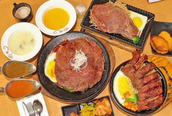 【新竹美食】吼牛排新竹店-原塊牛肉真材實料,比臉還大的巨無霸大盎司牛排與免費自助吧吃到飽