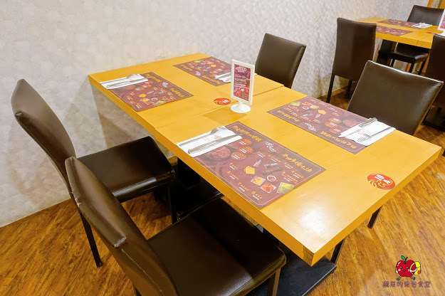 [食記] 新竹東區-吼牛排 專業牛排達人 父親節限定爸氣豪華海陸雙拼 全台唯一 100 盎司鬼爪火山肋排 大胃王牛排挑戰 90 盎司牛排挑戰成功只要 1 元 大塊軟嫩牛排的首選 新竹聚餐推薦