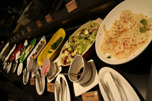 果然匯：【台北美食】素食吃到飽，果然匯蔬食宴@忠孝敦化站