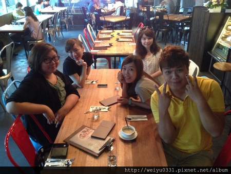 1085530_616854291678577_850514705_n.jpg 1085530_616854291678577_850514705_n.jpg