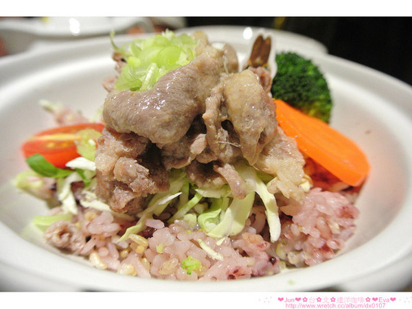 Dayan Café達洋咖啡館:【食記】oO。。台北 達洋小餐館、達洋咖啡館(Dayan Cafe) 又是一家超萌又讓少女們愛到破錶的貓咪咖啡店!。o○。 Dayan Café達洋咖啡館:【食記】oO。。台北 達洋小餐館、達洋咖啡館(Dayan Cafe) 又是一家超萌又讓少女們愛到破錶的貓咪咖啡店!。o○。