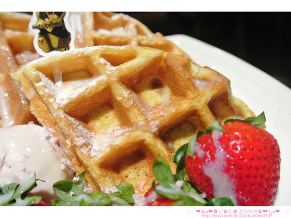 Dayan Café達洋咖啡館:【食記】oO。。台北 達洋小餐館、達洋咖啡館(Dayan Cafe) 又是一家超萌又讓少女們愛到破錶的貓咪咖啡店!。o○。 Dayan Café達洋咖啡館:【食記】oO。。台北 達洋小餐館、達洋咖啡館(Dayan Cafe) 又是一家超萌又讓少女們愛到破錶的貓咪咖啡店!。o○。