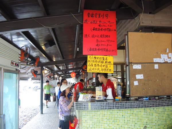 宜蘭員山)老媽媽豆腐乳烤香雞全餐 - 肉控族最愛當紅豆腐乳桶仔雞