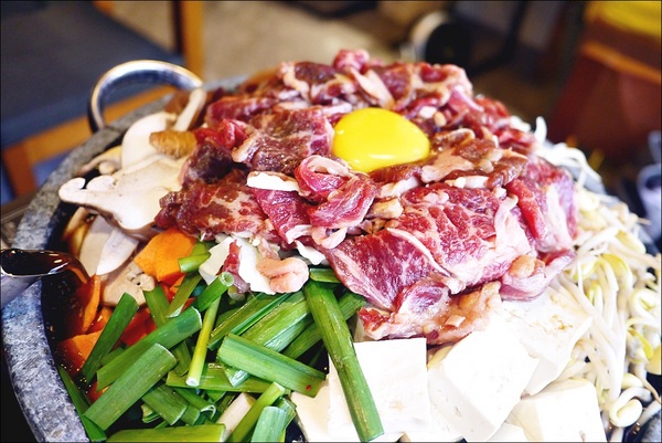 Chegoya 尚高韓家：【尚高韓家】日本最大韓式料理在東區！秋季新餐每日限量登場