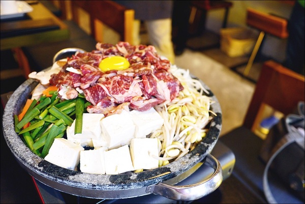 Chegoya 尚高韓家：【尚高韓家】日本最大韓式料理在東區！秋季新餐每日限量登場