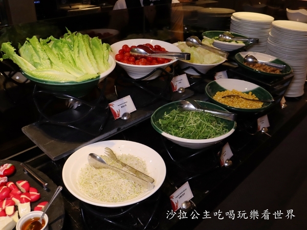 美麗信花園酒店-雨林:台北吃到飽/食蟹狂饗美食節『美麗信花園酒店』雨林餐廳/10種當季螃蟹讓你吃到飽