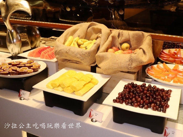 美麗信花園酒店-雨林:台北吃到飽/食蟹狂饗美食節『美麗信花園酒店』雨林餐廳/10種當季螃蟹讓你吃到飽