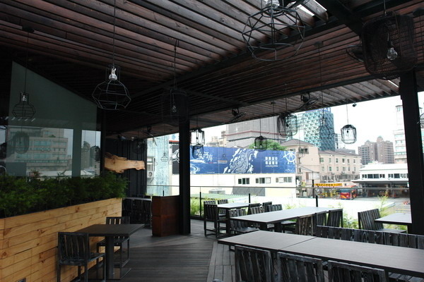 魚河岸啤酒海鮮餐廳--漫畫裡的海鮮世界