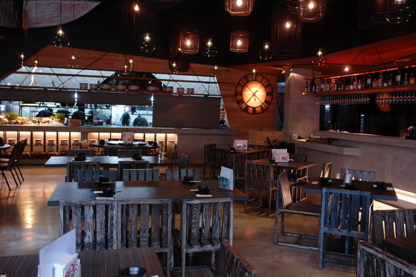 魚河岸啤酒海鮮餐廳--漫畫裡的海鮮世界