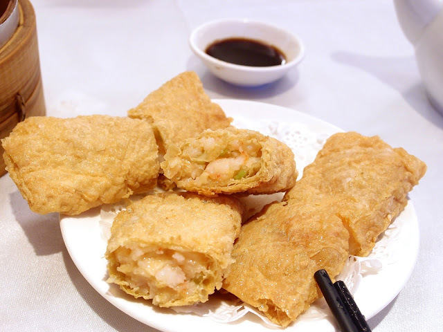 港味就是在粵菜館吃港點，《竹家莊避風塘漁家料理》