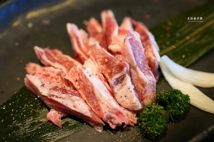 竹北燒肉新橋燒肉屋！新竹老字號木炭直火燒烤，親民價位到A5和牛全攻略。