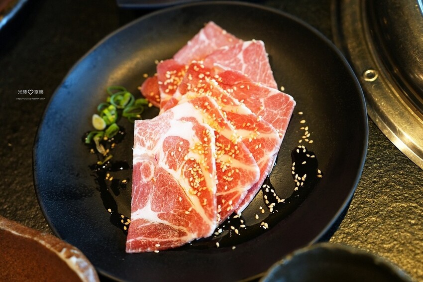 竹北燒肉新橋燒肉屋！新竹老字號木炭直火燒烤，親民價位到A5和牛全攻略。