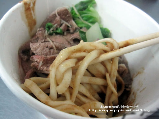 [小店食記]台北仁愛醫院後門的陳豬肝湯之奇特肝肉雙拼蓋麵