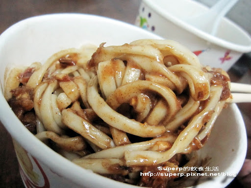 [小店食記]台北仁愛醫院後門的陳豬肝湯之奇特肝肉雙拼蓋麵