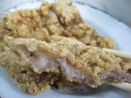 [小店食記]台北的康樂意小吃：舒國治也推薦的第一名菜包