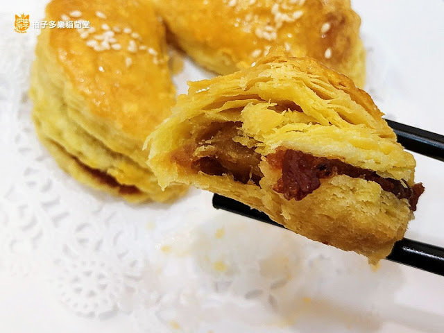 香港茶水攤-延吉店,蜜汁叉燒酥,斷面秀