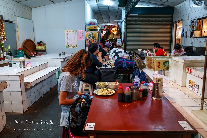 劉媽媽涼麵,劉媽媽涼麵素食,劉媽媽涼麵菜單,劉媽媽涼麵饒河,台北好吃涼麵,台北宵夜,台北必吃,台北早餐,台北松山區宵夜,台北深夜食堂,台北美食,市民大道宵夜,涼麵推薦 @陳小可的吃喝玩樂