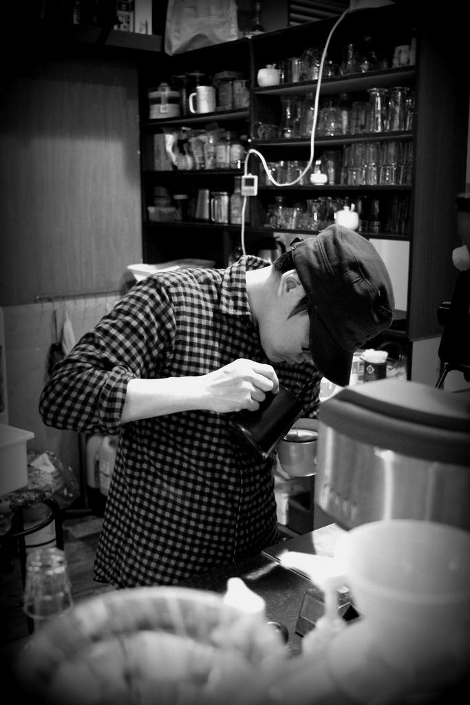 [基隆] 丸角咖啡～區域限定這裡才有-基隆甜不辣三明治！