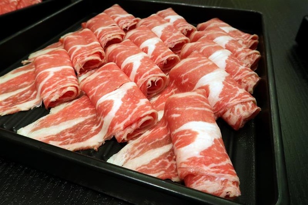 海峽會：11月美國牛肉火鍋季 內布拉斯加州極美牛火鍋饗宴 細緻油花輕涮肉汁噴發 吃美國牛正是時候~