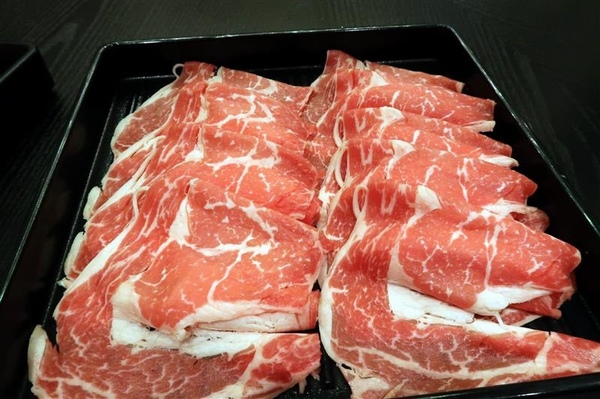 海峽會：11月美國牛肉火鍋季 內布拉斯加州極美牛火鍋饗宴 細緻油花輕涮肉汁噴發 吃美國牛正是時候~