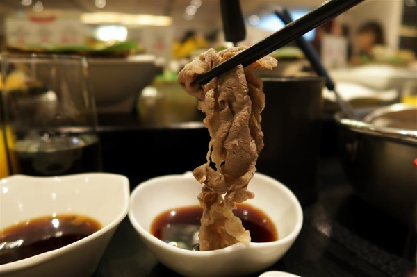 海峽會：11月美國牛肉火鍋季 內布拉斯加州極美牛火鍋饗宴 細緻油花輕涮肉汁噴發 吃美國牛正是時候~