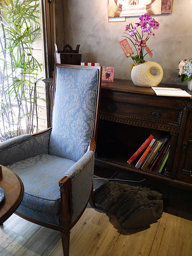 看書喝午茶~來這裡扮假文青的雅痞咖啡