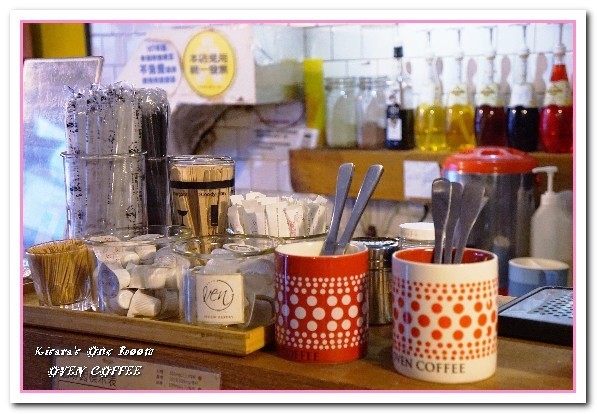 Oven Coffee 成都店:西門咖啡館/愛評體驗券.鬧區街角會面休息好去處──OVEN COFFEE成都店