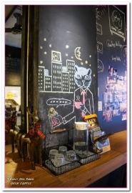 Oven Coffee 成都店：西門咖啡館／愛評體驗券．鬧區街角會面休息好去處──OVEN COFFEE成都店