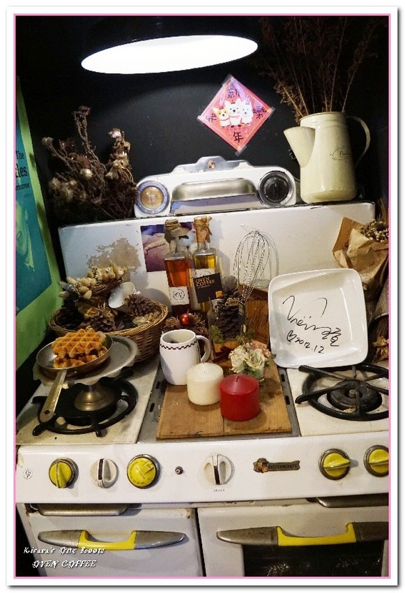 Oven Coffee 成都店:西門咖啡館/愛評體驗券.鬧區街角會面休息好去處──OVEN COFFEE成都店