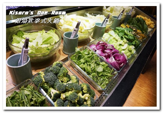 銀湯匙泰式火鍋(新竹巨城店):新竹泰式鍋物.高級安格斯牛與泰式鄉村龍眼鍋的相遇──銀湯匙泰式火鍋