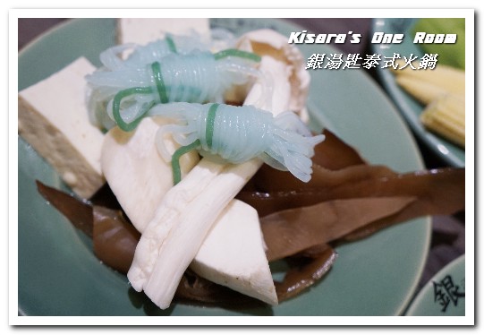 銀湯匙泰式火鍋(新竹巨城店):新竹泰式鍋物.高級安格斯牛與泰式鄉村龍眼鍋的相遇──銀湯匙泰式火鍋