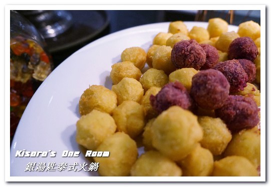 銀湯匙泰式火鍋(新竹巨城店):新竹泰式鍋物.高級安格斯牛與泰式鄉村龍眼鍋的相遇──銀湯匙泰式火鍋