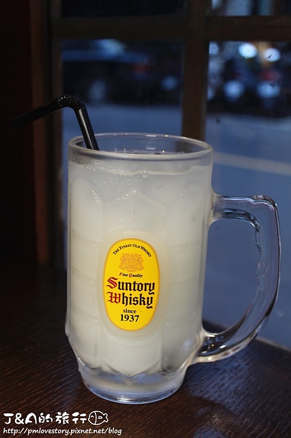 喀佈貍-大眾和風洋食居酒屋(一店)：【台北】喀佈貍大眾和風串燒居酒洋食堂--復古風環境好好拍!