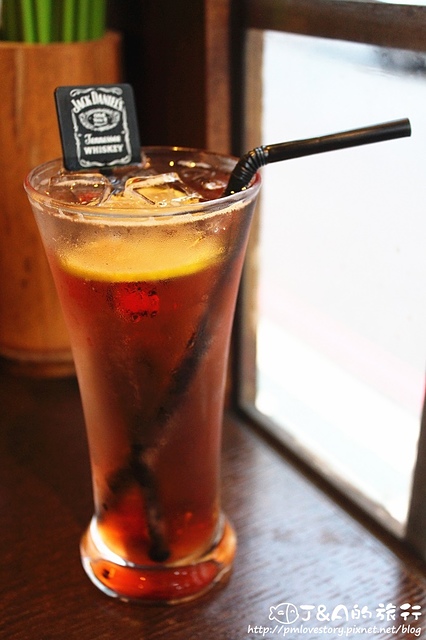 喀佈貍-大眾和風洋食居酒屋(一店)：【台北】喀佈貍大眾和風串燒居酒洋食堂--復古風環境好好拍!