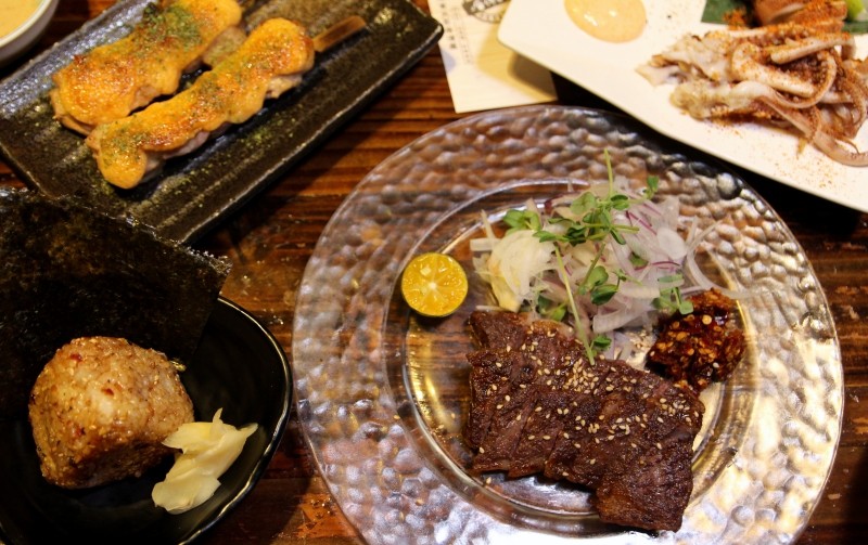 [台北]信義安和居酒屋推薦 小時光麵館景點 喀佈貍風味串燒