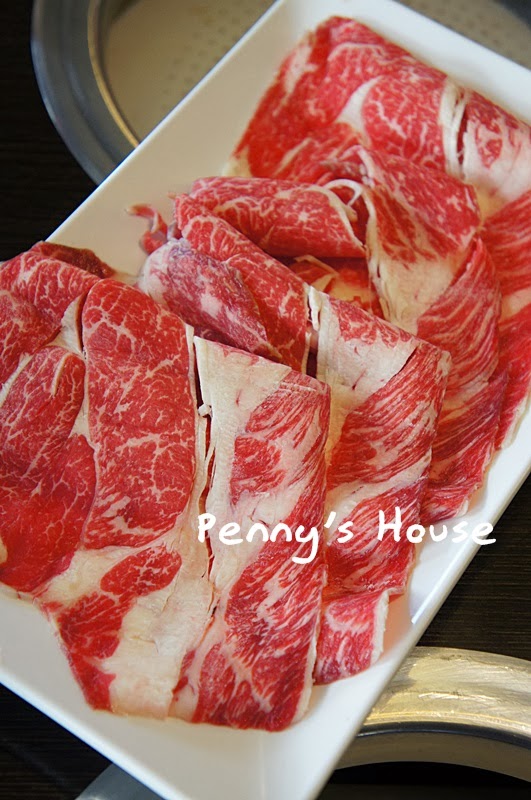 【台北吃到飽餐廳】 平價吃到飽，單人也能有吃到飽鴛鴦鍋? 推薦：牛小排、新鮮小卷、蝦子～～青禾幸福鍋物涮涮屋(景安捷運站)