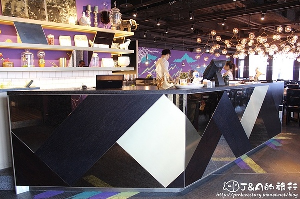 饗泰多泰式餐廳：【捷運忠孝復興】饗泰多 Siam More 泰式風格餐廳--每道泰式料理都令人意猶未盡!!東區聚餐時尚餐廳推薦!